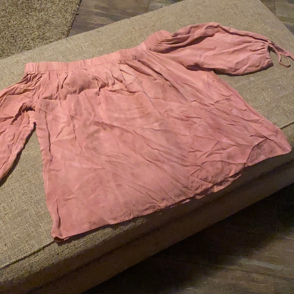Pink off shoulder shirt with sleeve ties Sz L